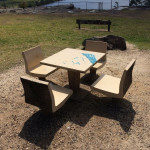 showground table & chairs